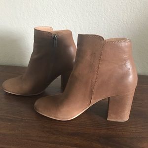 Lucky Brand tan leather booties sz 10